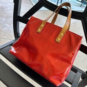 ✨LOUIS VUITTON✨Vernis Monogram Red Patent Leather PM Tote Bag